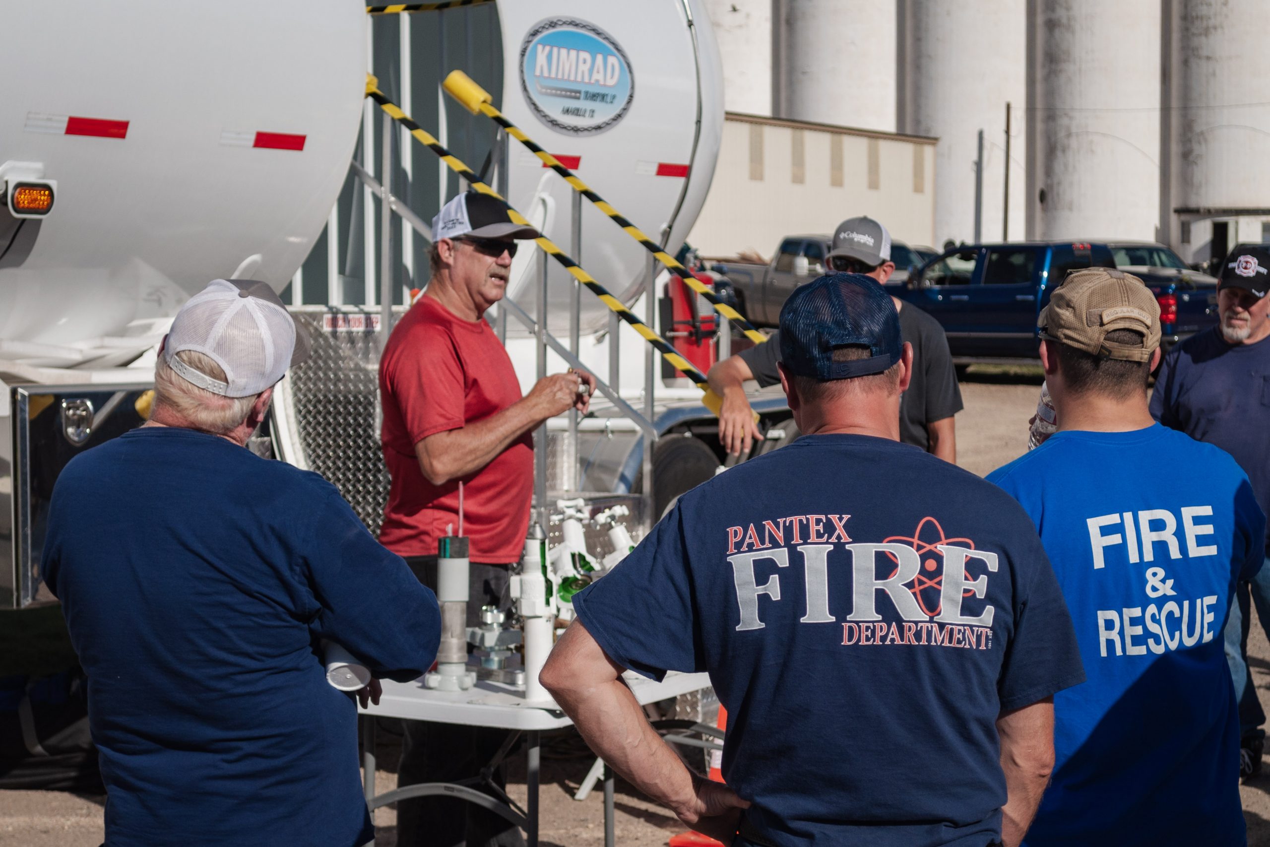 Max from Kimrad Transport trains local local law enforcement and emergency service providers on anhydrous/propane trailer safety